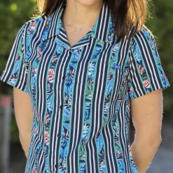 Short Sleeve Shirts|Rsvlts|RSVLTS Dream Between the Lines – Women's KUNUFLEX Short Sleeve Shirt
