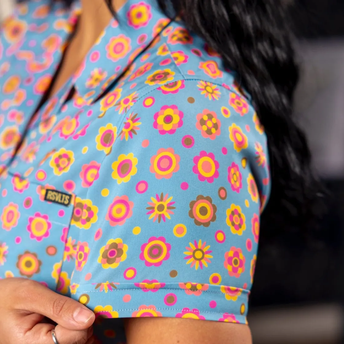 Short Sleeve Shirts|Rsvlts|RSVLTS Flower Ballad – Women's KUNUFLEX Short Sleeve Shirt