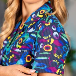 Short Sleeve Shirts|Rsvlts|RSVLTS Rad Reef – Women's Stretch Seersucker Short Sleeve Shirt