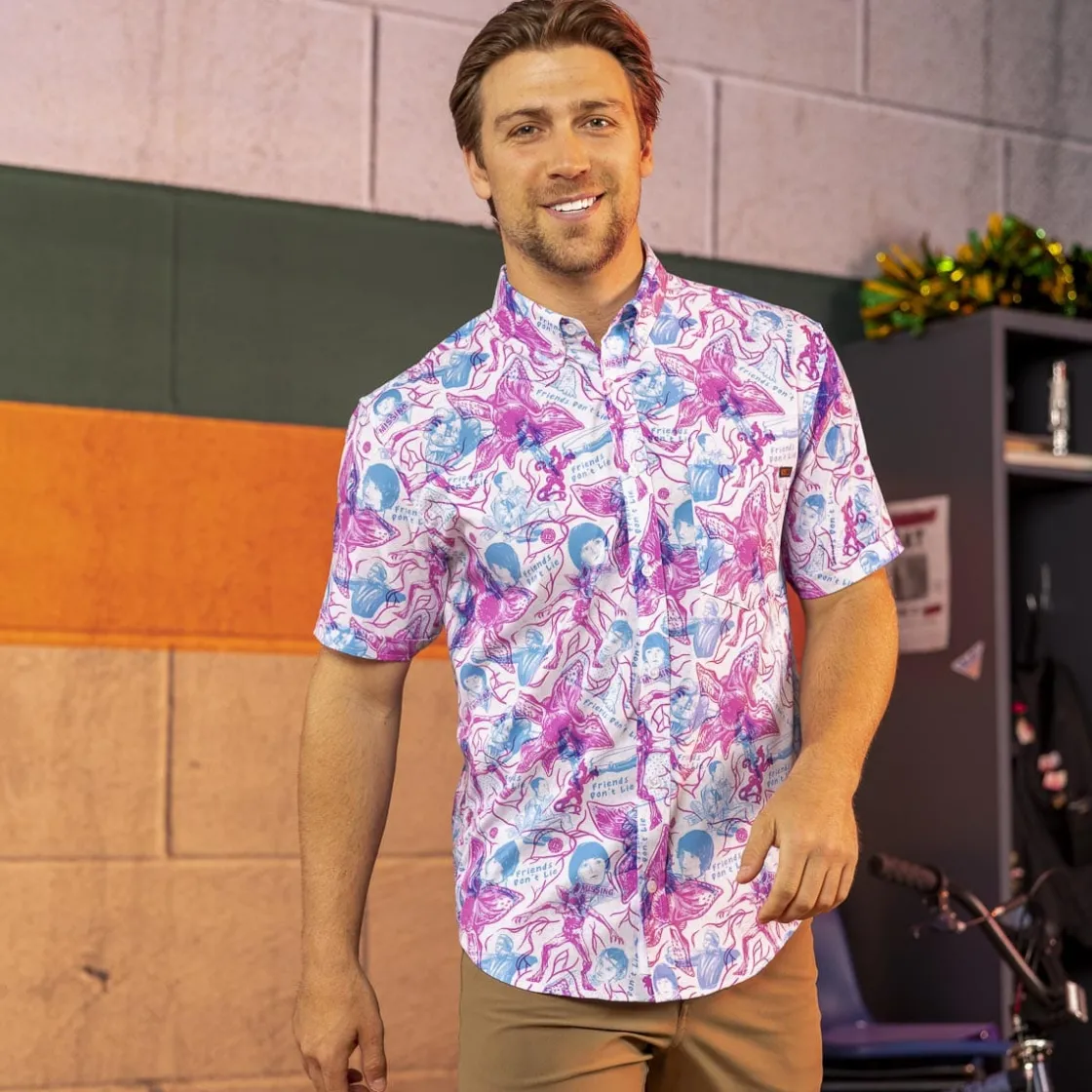 Stranger Things|Short Sleeves|Stranger Things "Friends Don't Lie" – KUNUFLEX Short Sleeve Shirt